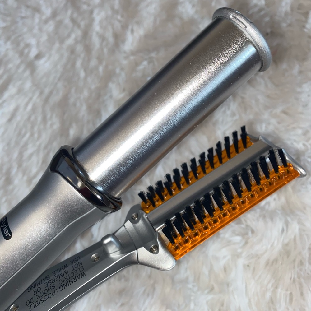 Curling iron with brush. New.